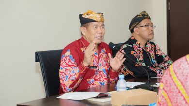 SOSEK MALINDO : Sekretaris BPPD Kaltara, H. Abdul Jalil S, S.Sos, M.AP memimpin rapat Kelompok KK3 bidang Keamanan dan Pengelolaan Perbatasan di Ruang Rapat Lantai 3 Eks Kantor Gubernur, Kamis (27/6).